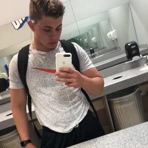 Meet your Posher, Victor